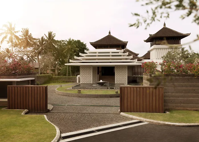 Resort Kamandalu