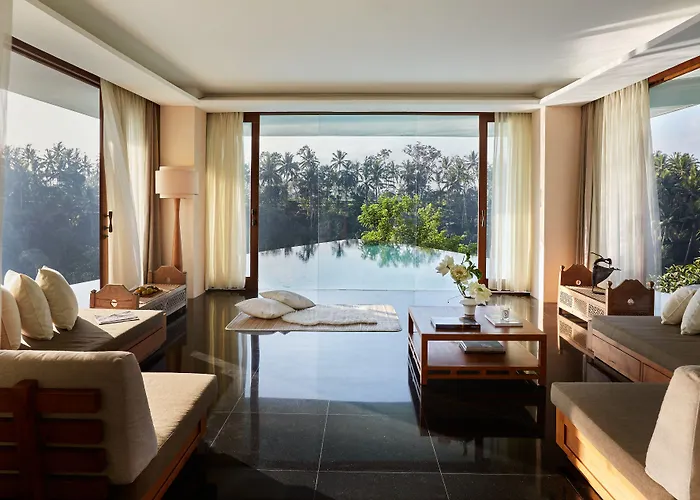Resort Kamandalu