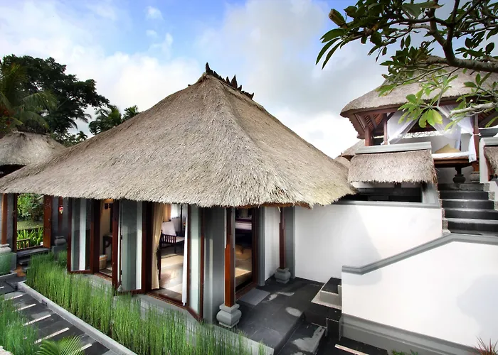 Kamandalu Resort