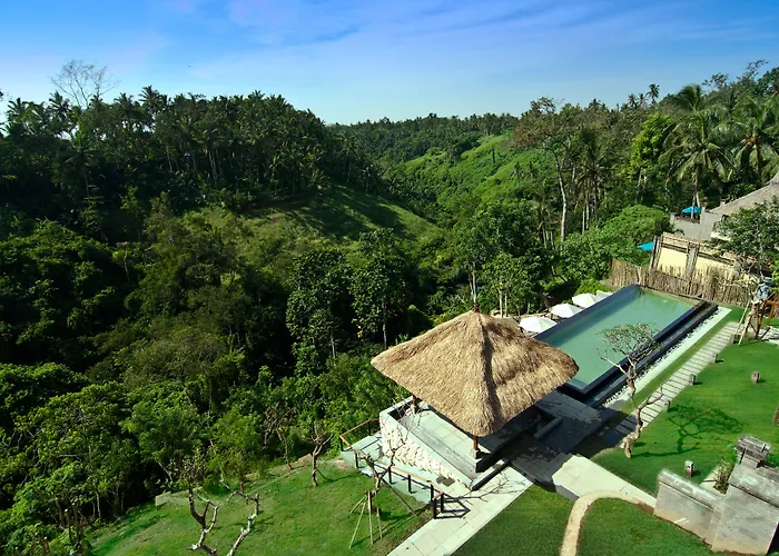 Kamandalu Resort 5*