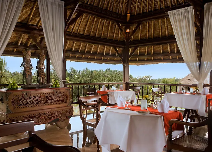 Kamandalu Resort