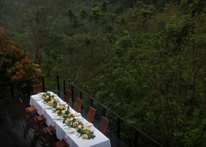 Kamandalu Resort 5*