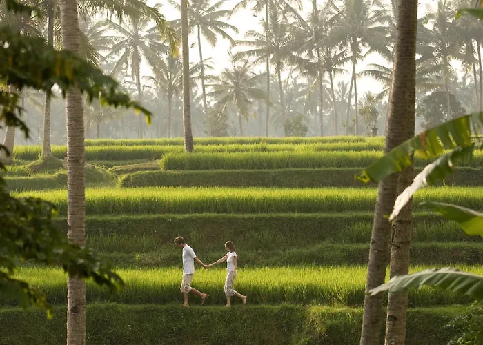 Resort Kamandalu 5*