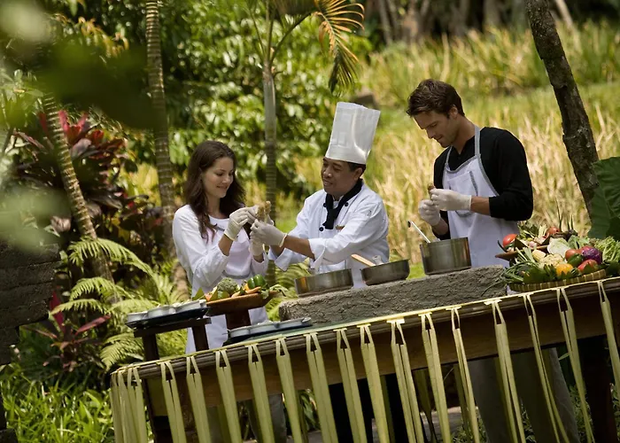 Kamandalu Resort